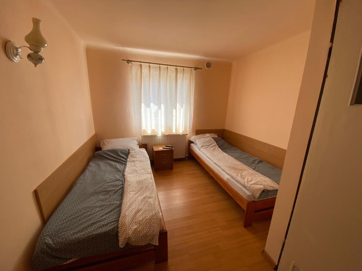 "U Jedrusia" Hostel Zarebow Exterior photo
